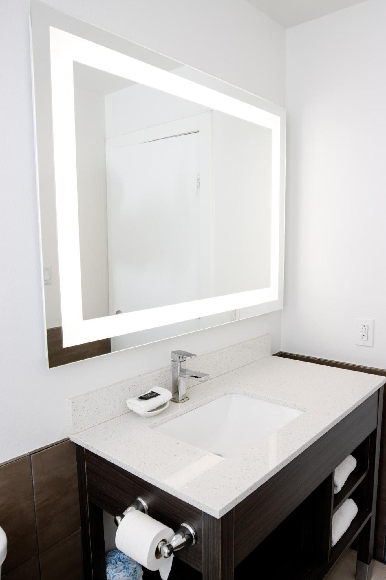 Americas Best Value Inn Harlingen Esterno foto